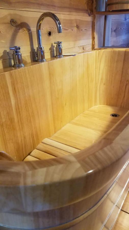 Cabane Lodge Domaine Du Lac Chambon مورول المظهر الخارجي الصورة