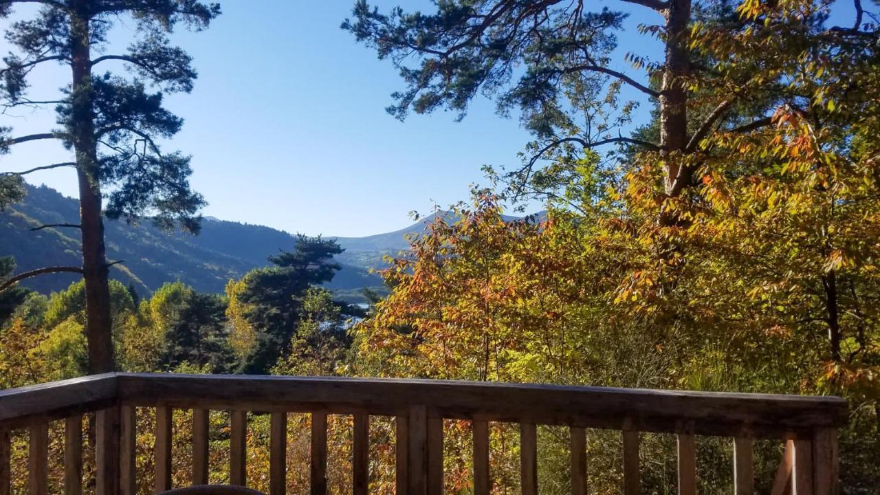 Cabane Lodge Domaine Du Lac Chambon مورول المظهر الخارجي الصورة