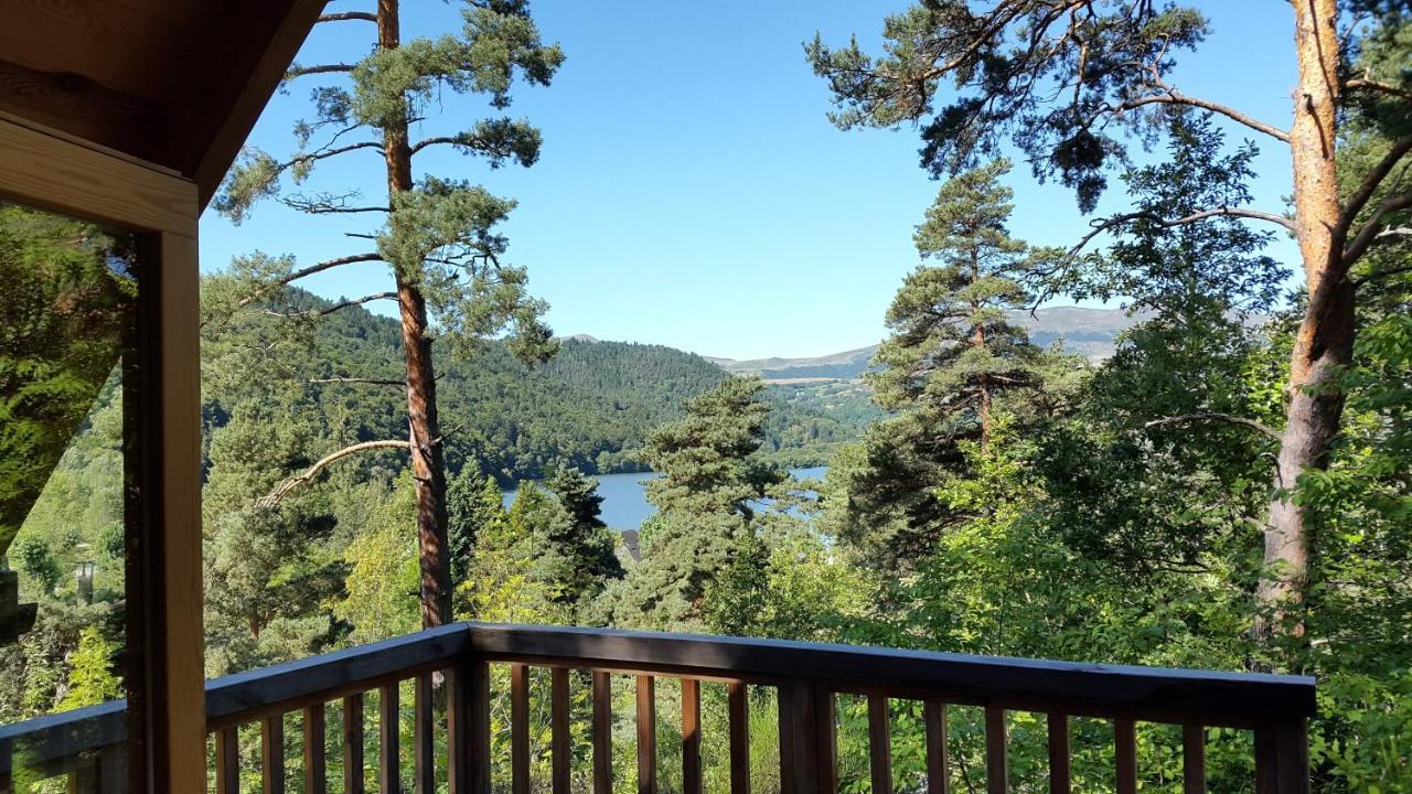 Cabane Lodge Domaine Du Lac Chambon مورول المظهر الخارجي الصورة